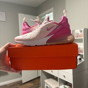 Nike Kids Air Max 270 Pink and White Sneakers